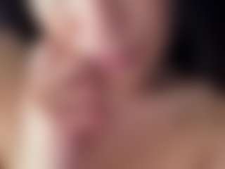 BritneyQuenn18's Live Sex Cam Show