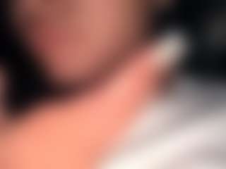 BritneyQuenn18's Live Sex Cam Show
