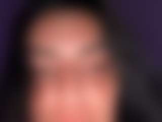 BritneyQuenn18's Live Sex Cam Show