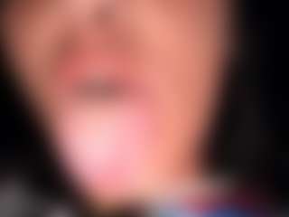 BritneyQuenn18's Live Sex Cam Show