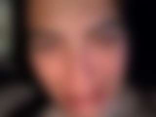 BritneyQuenn18's Live Sex Cam Show