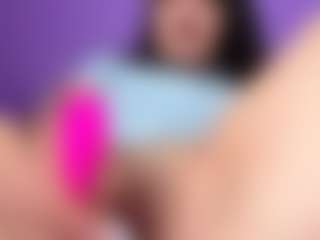 BritneyQuenn18's Live Sex Cam Show
