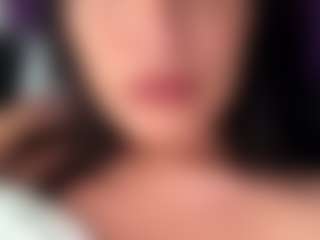 BritneyQuenn18's Live Sex Cam Show