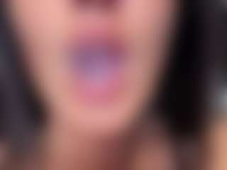 Live cam show with BritneyQuenn18 - Fatpussy on sexylive.show