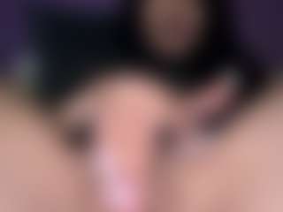 BritneyQuenn18's Live Sex Cam Show