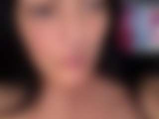 BritneyQuenn18's Live Sex Cam Show