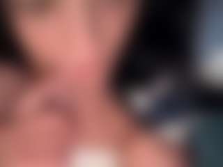 BritneyQuenn18's Live Sex Cam Show