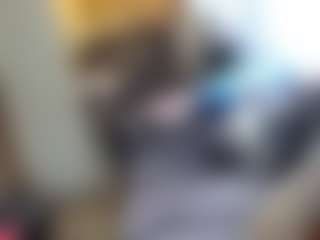 BritneyQuenn18's Live Sex Cam Show