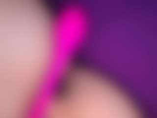 BritneyQuenn18's Live Sex Cam Show