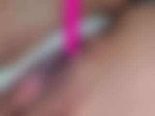 BritneyQuenn18's Live Sex Cam Show