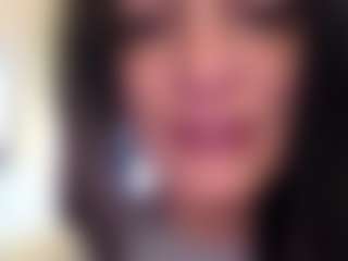 Live cam show with BritneyQuenn18 - Tight on StripNow