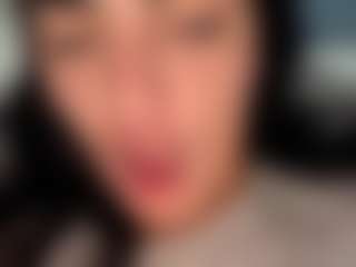 Live cam show with BritneyQuenn18 - Lovense on crypto-cams