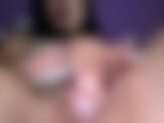 BritneyQuenn18's Live Sex Cam Show