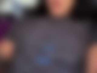 BritneyQuenn18's Live Sex Cam Show
