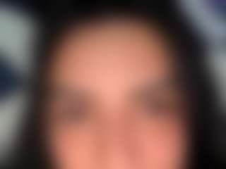 Live cam show with BritneyQuenn18 - Dirty on CamClone