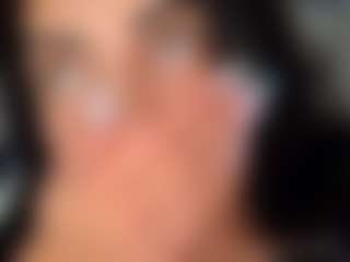BritneyQuenn18's Live Sex Cam Show