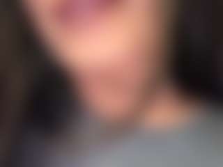 BritneyQuenn18's Live Sex Cam Show