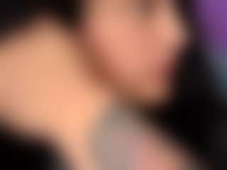 BritneyQuenn18's Live Sex Cam Show