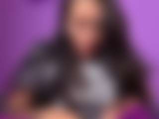 BritneyQuenn18's Live Sex Cam Show
