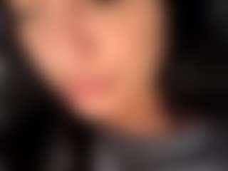 Live cam show with BritneyQuenn18 - Brown Eyes Toys on Cam Slut
