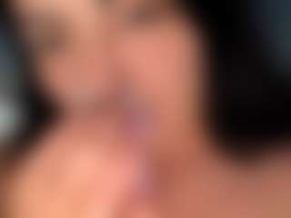 BritneyQuenn18's Live Sex Cam Show