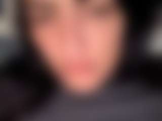 BritneyQuenn18's Live Sex Cam Show
