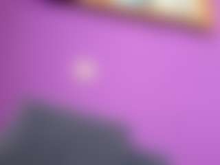 BritneyQuenn18's Live Sex Cam Show