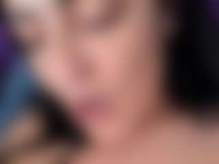BritneyQuenn18's Live Sex Cam Show