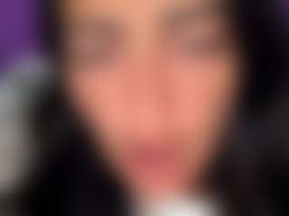 Live cam show with BritneyQuenn18 - Dirty Talk on Stripli.com