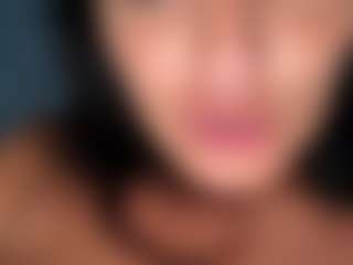 BritneyQuenn18's Live Sex Cam Show