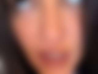 BritneyQuenn18's Live Sex Cam Show