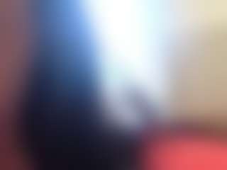 Live cam show with BritneyQuenn18 - Spank on Camsoda