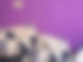 BritneyQuenn18's Live Sex Cam Show