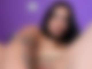 BritneyQuenn18's Live Sex Cam Show