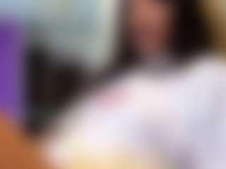 BritneyQuenn18's Live Sex Cam Show