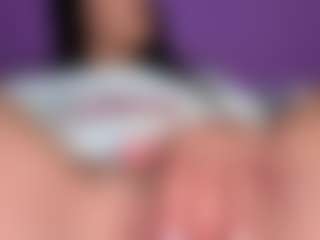 BritneyQuenn18's Live Sex Cam Show