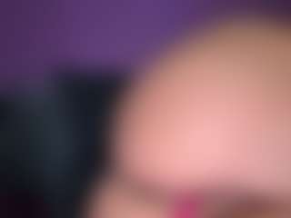 BritneyQuenn18's Live Sex Cam Show