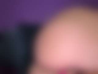 BritneyQuenn18's Live Sex Cam Show