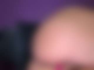BritneyQuenn18's Live Sex Cam Show