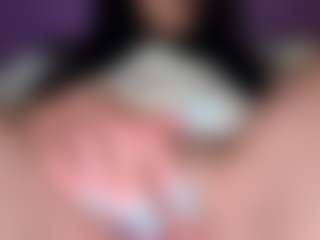 BritneyQuenn18's Live Sex Cam Show