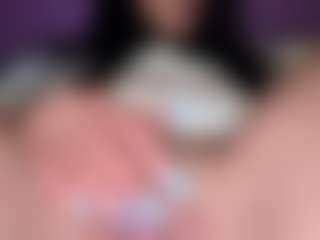 BritneyQuenn18's Live Sex Cam Show