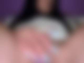 BritneyQuenn18's Live Sex Cam Show