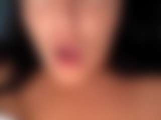 BritneyQuenn18's Live Sex Cam Show