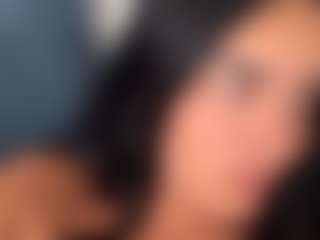 Live cam show with BritneyQuenn18 - Rough on sexylive.show