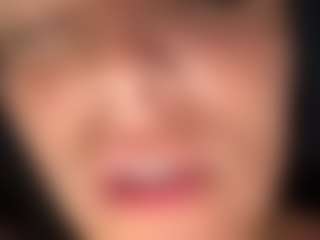 BritneyQuenn18's Live Sex Cam Show