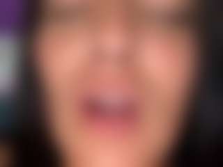 BritneyQuenn18's Live Sex Cam Show