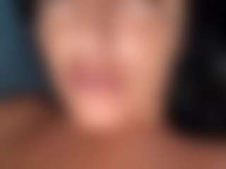 BritneyQuenn18's Live Sex Cam Show