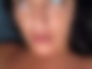 BritneyQuenn18's Live Sex Cam Show