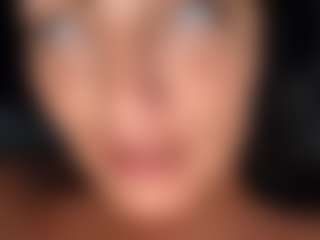 BritneyQuenn18's Live Sex Cam Show