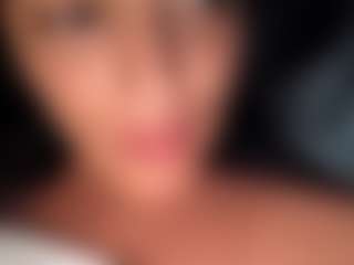 BritneyQuenn18's Live Sex Cam Show